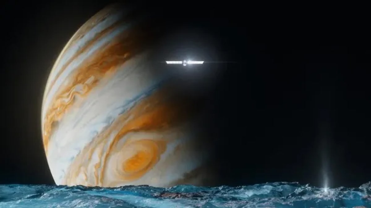 NASA is Sending Europa Clipper to Search for Aliens Near Jupiter