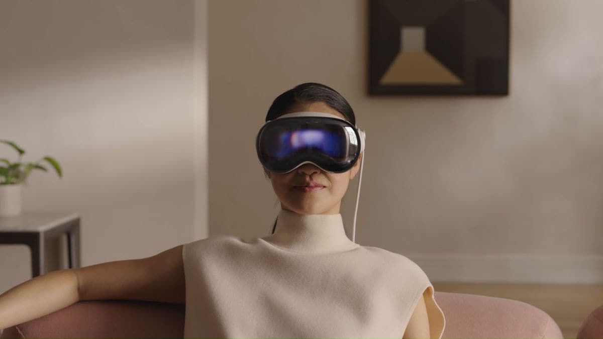 Apple Said to Consider Using Samsung