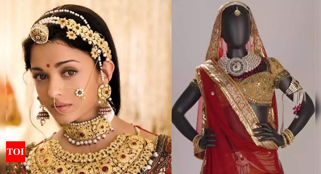 नीता लुल्ला द्वारा डिज़ाइन किया गया ऐश्वर्या राय बच्चन का प्रतिष्ठित 'जोधा अकबर' पहनावा अकादमी संग्रहालय प्रदर्शनी में प्रदर्शित हुआ