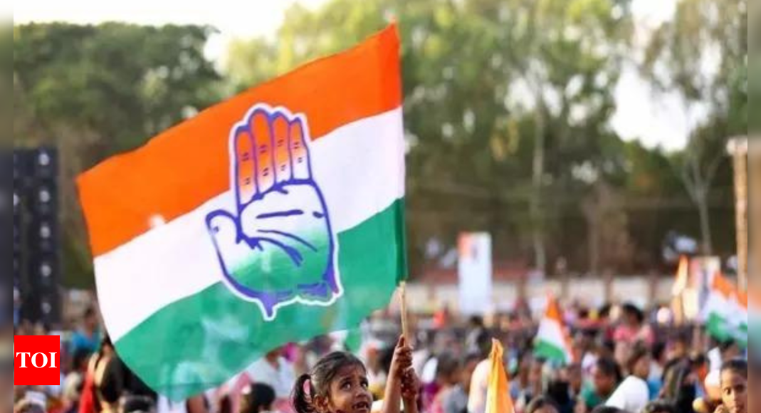 जीवन रक्षा योजना: कांग्रेस ने दिल्ली विधानसभा चुनाव से पहले 'जीवन रक्षा योजना' के तहत 25 लाख रुपये के स्वास्थ्य कवर का वादा किया है दिल्ली समाचार