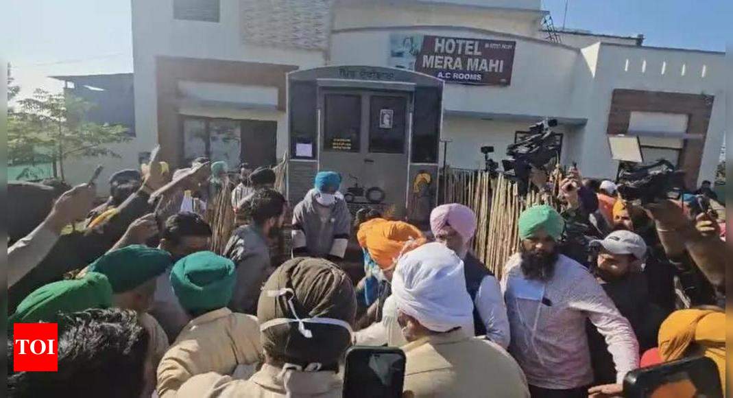 डल्लेवाल अधिक सुविधाओं के साथ 'केबिन' में चले गए | भारत समाचार