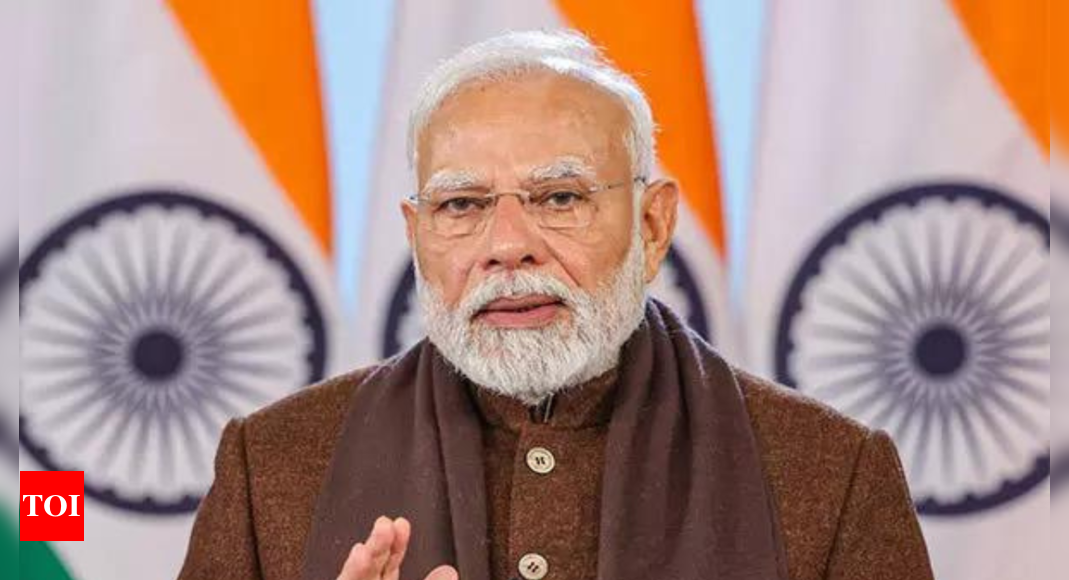 प्रधानमंत्री नरेंद्र मोदी कल महायुति के विधायकों को संबोधित करेंगे, 3 नौसेना जहाजों का शुभारंभ करेंगे | मुंबई समाचार