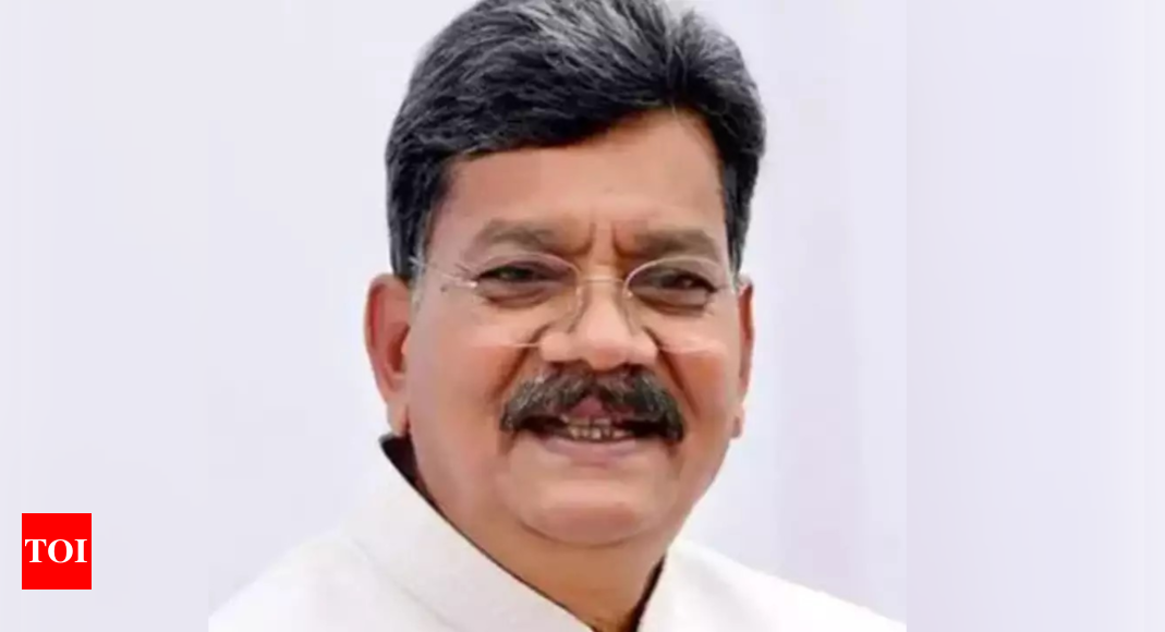 ओपोस्टियन के नेता औद्योगिक शटडाउन पर सरकार को ग्रिल करते हैं, छत्तीसगढ़ विधानसभा में कार्यकर्ता मुआवजा | रायपुर न्यूज