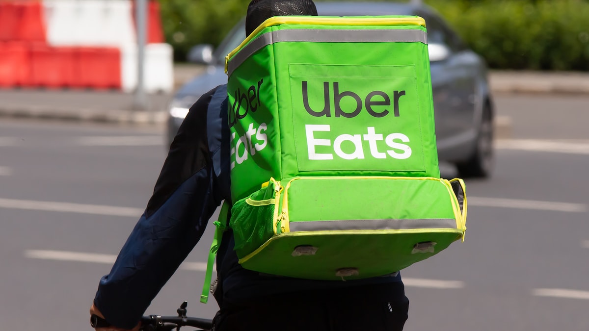 Mans ubereats ऑर्डर गलती से ऑस्ट्रेलिया के बजाय आयरलैंड में पहुंचाया जाता है