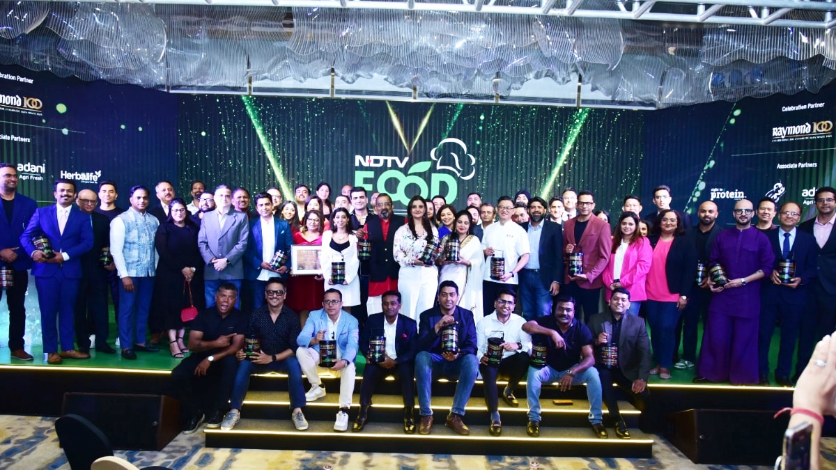 NDTV फूड अवार्ड्स 2025: रीडर्स च्वाइस अवार्ड्स के विजेताओं से मिलें