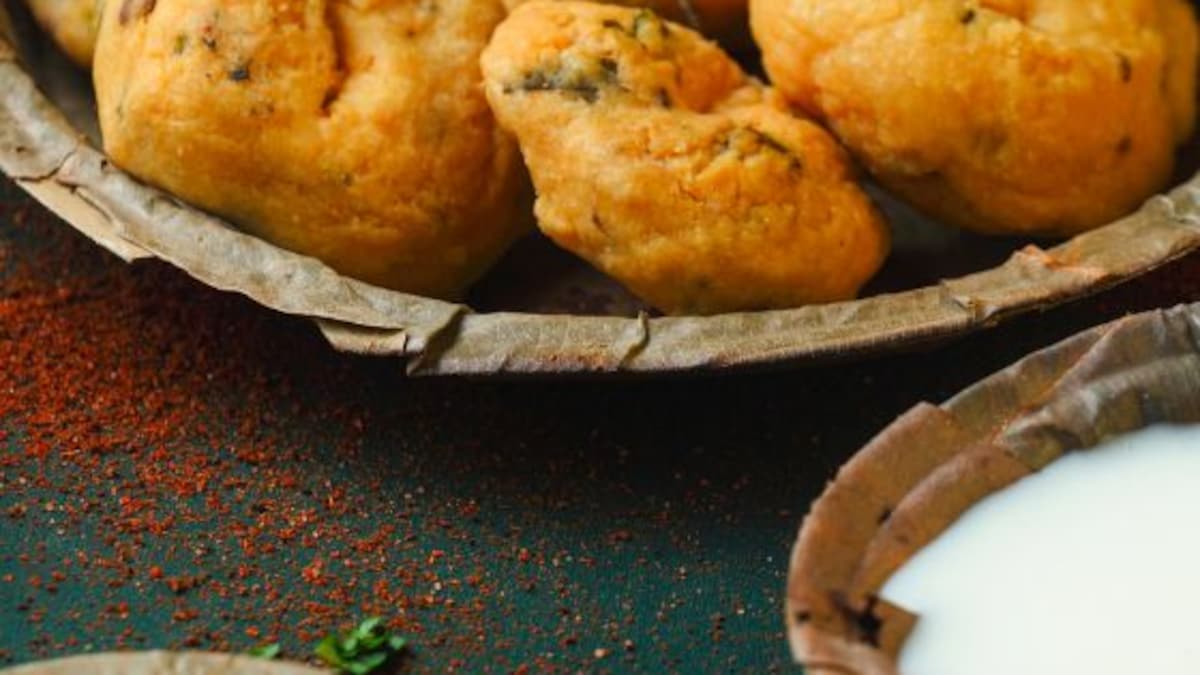शाम की चाय के लिए 9 आसान और स्वादिष्ट दक्षिण भारतीय स्नैक्स
