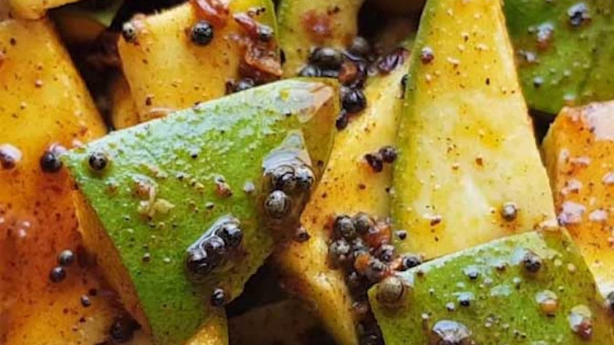 घर पर तेल के बिना आम का अचार कैसे बनाएं