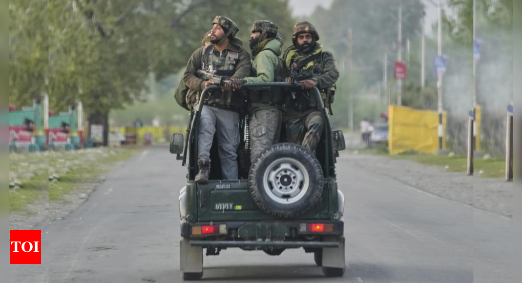 घुसपैठ का प्रयास: घुसपैठ की बोली J & K के Baramulla में LOC के साथ नाकाम: सेना | भारत समाचार