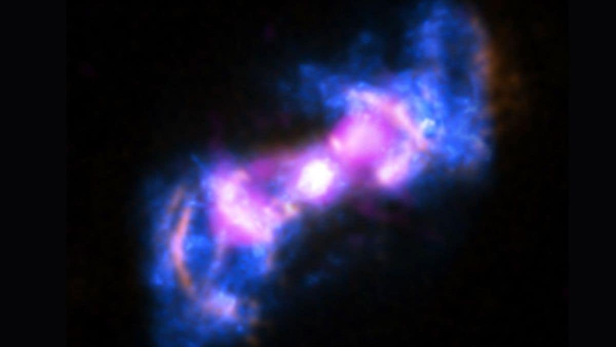 The Universe’s Brightest Lights Have Surprisingly Dark and Mysterious Origins
