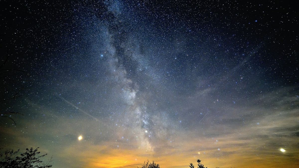 Brightest Planets in June’s Night Sky: How and When to See Mercury, Venus, Mars and Saturn